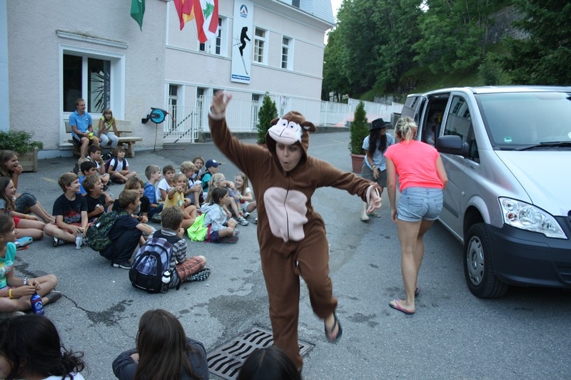 Village Camps International Summer Camp Leysin, Switzerland 2026-07-26 https://www.villagecamps.com/journals_admin/images/699-34-petting zoo (34).jpg